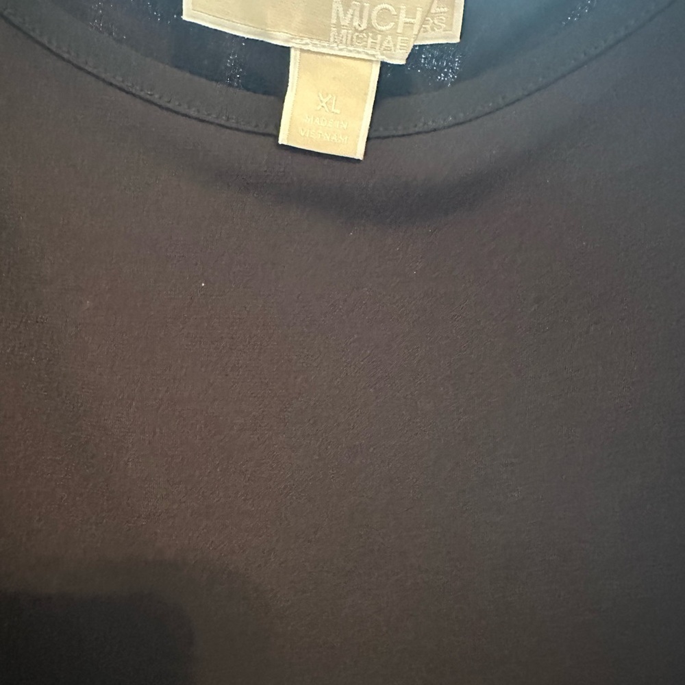 Michael Kors Black Top - Picture 4 of 4